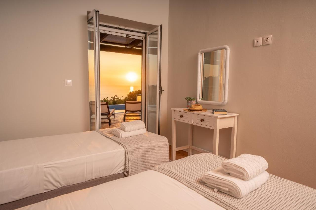 Stone Villa Eriphyle ,Private Witn Sunset View Fiskardo Ngoại thất bức ảnh