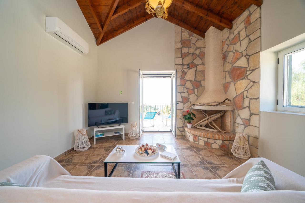 Stone Villa Eriphyle ,Private Witn Sunset View Fiskardo Ngoại thất bức ảnh